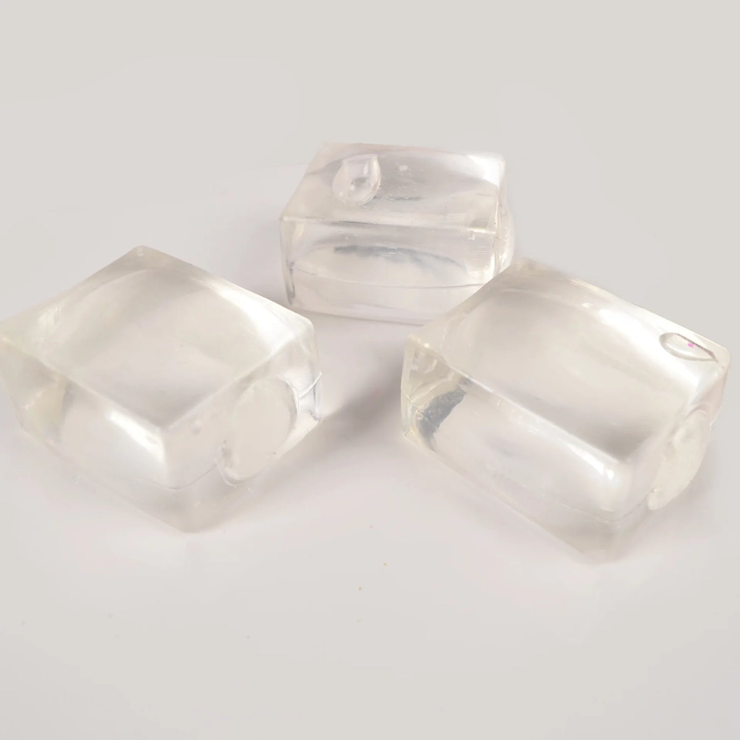 Ice-cube Stress Cube