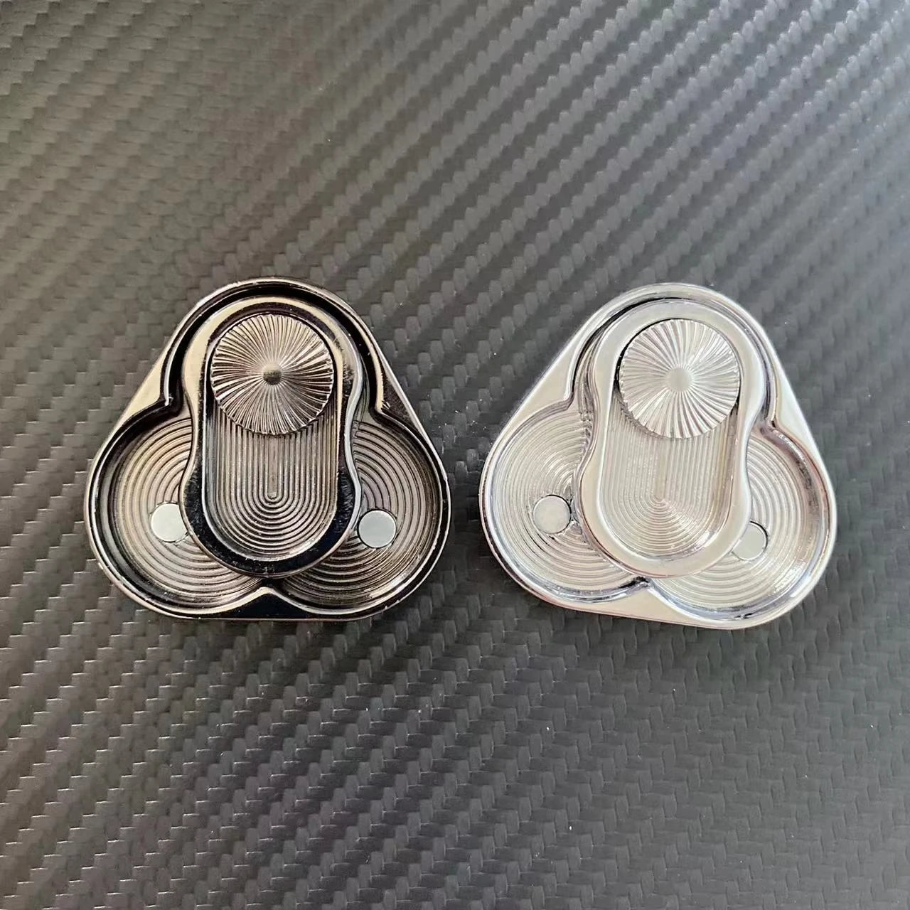 Triangle Magnetic Slider